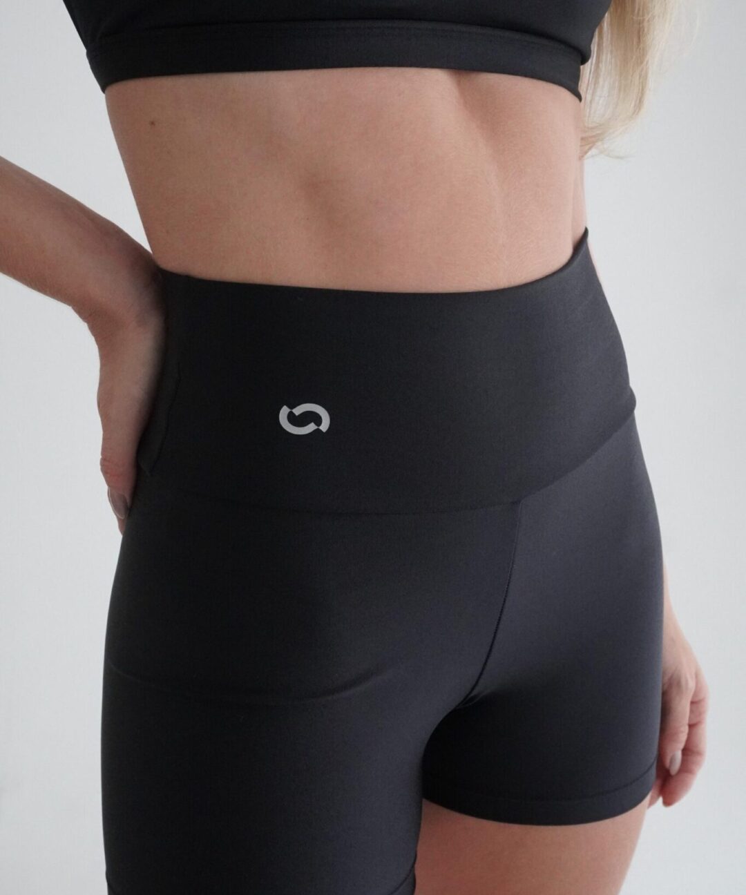 Alternative view de SHORT TRILOBAL PRETO