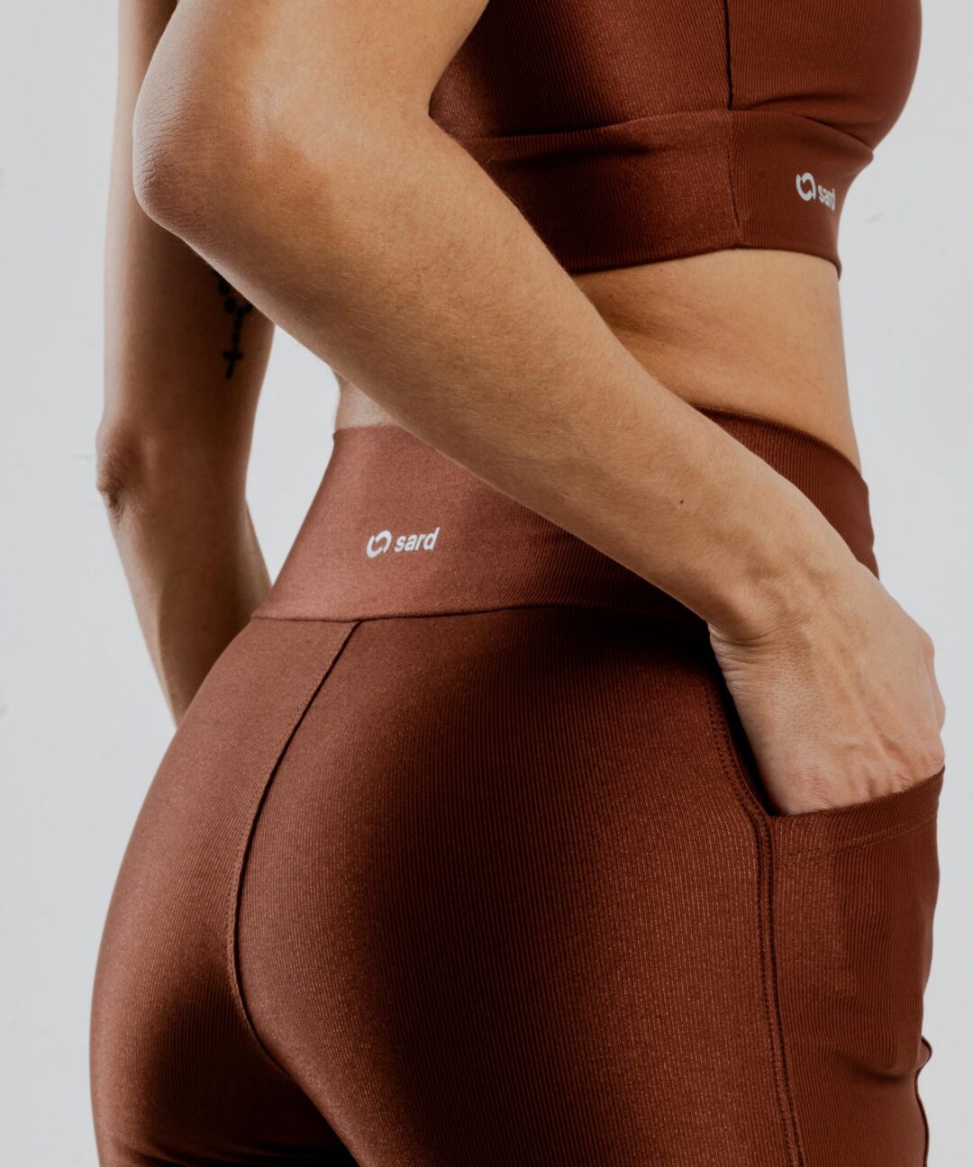 SHORT NATURALLY CANELADO MARROM CAFÉ