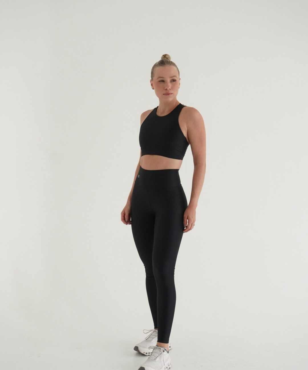 LEGGING BASIC CANELADA PRETA
