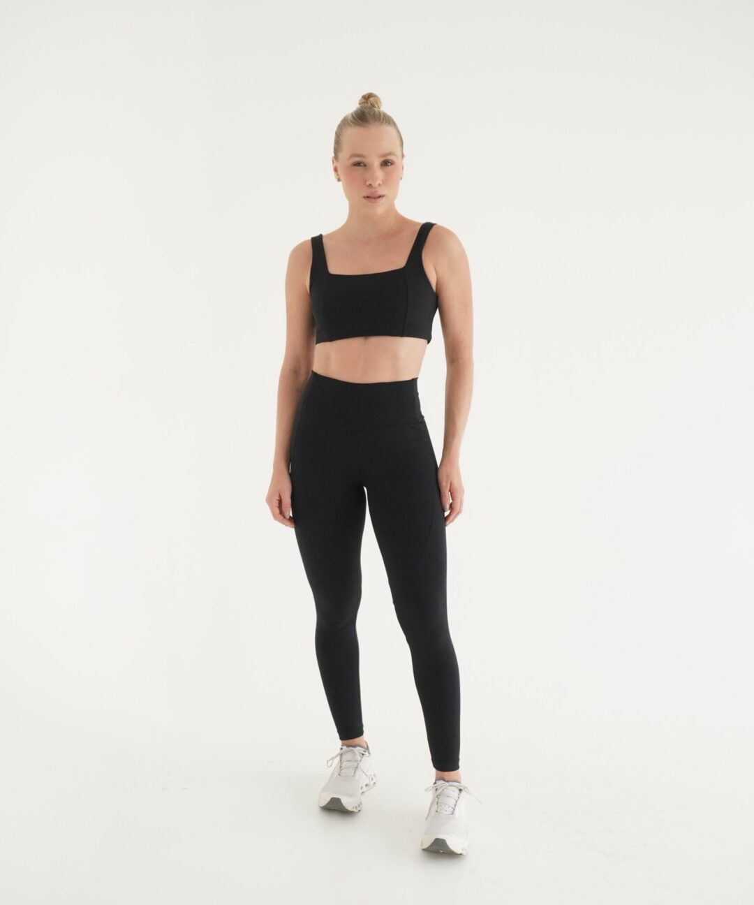 LEGGING SLIM PRETA