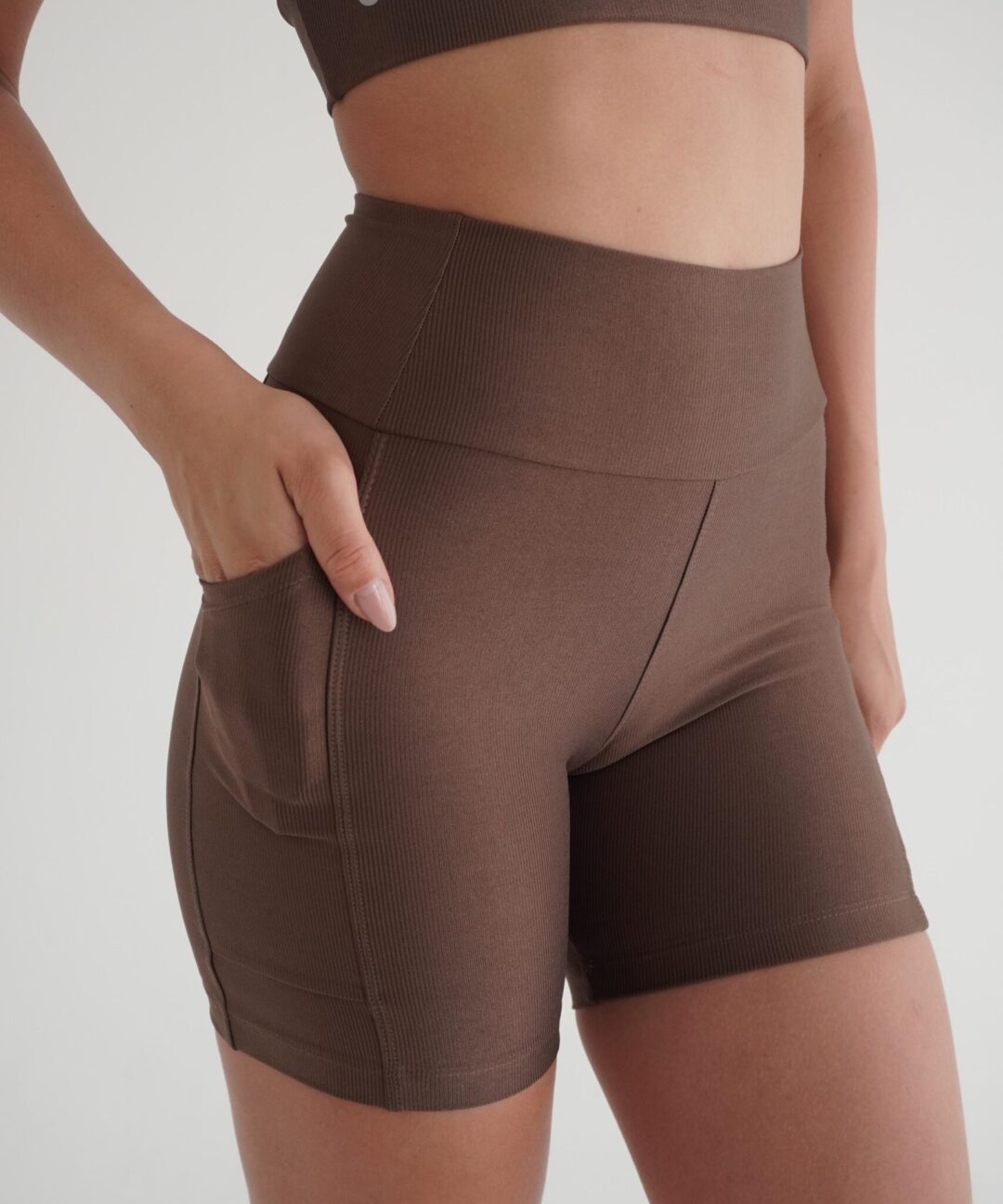 SHORT NATURALLY CANELADO NOZES