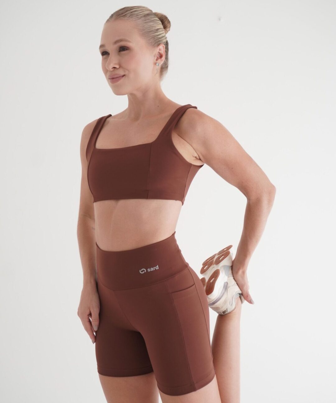 SHORT BRAVE CHOCOLATE