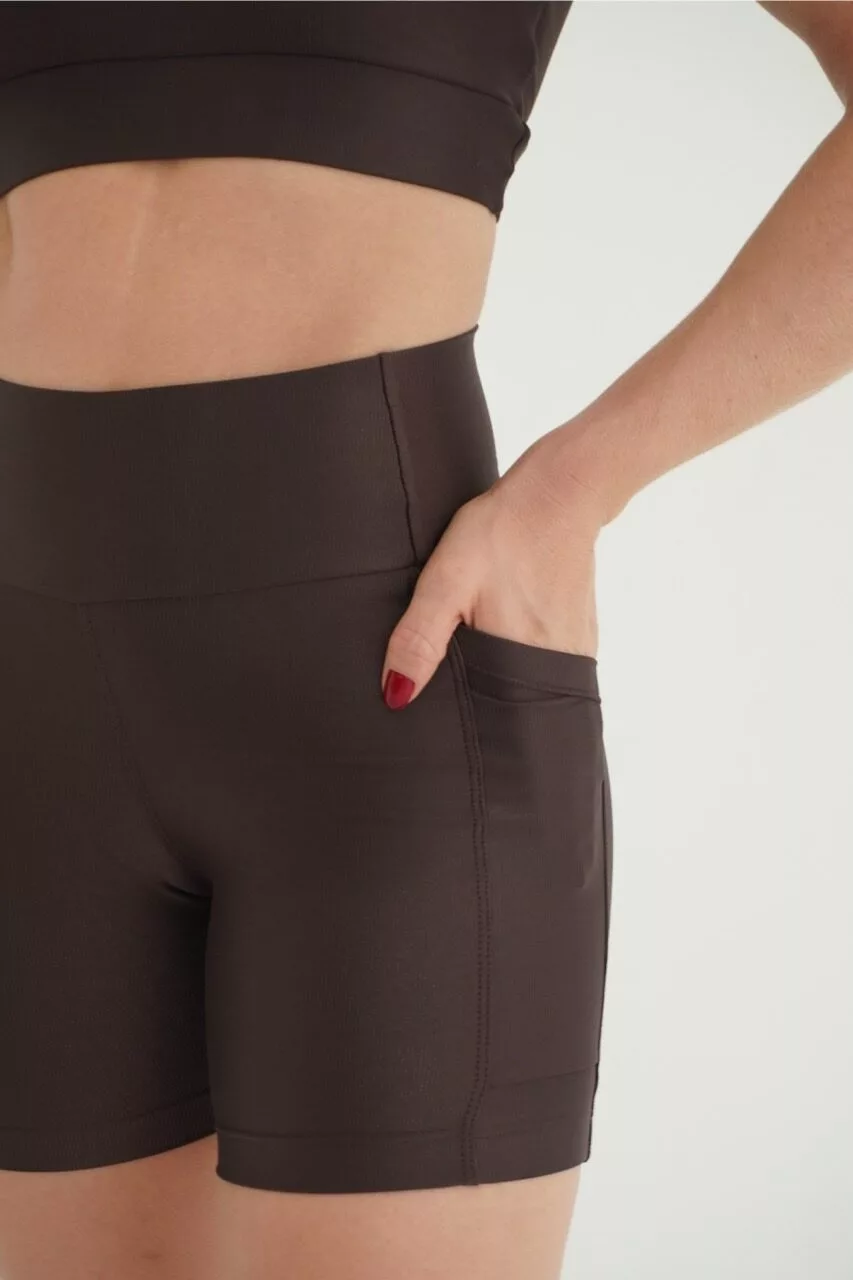 SHORT NATURALLY COFFEE