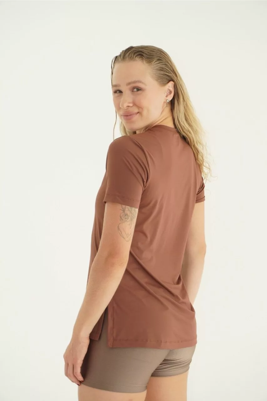 Alternative view de CAMISETA ESSENCIAL CAPPUCCINO