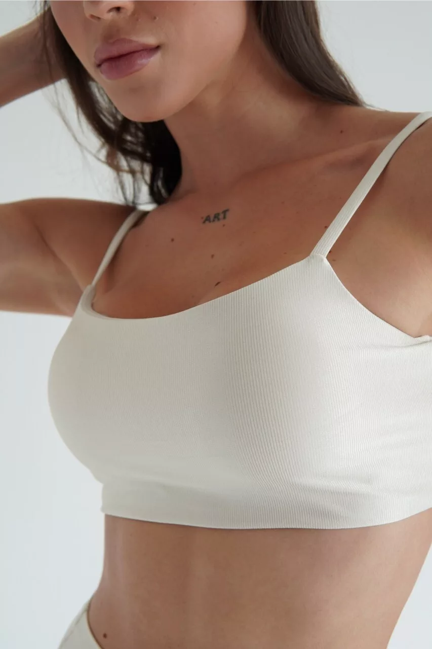 TOP NEW BASIC CANELADO OFF WHITE