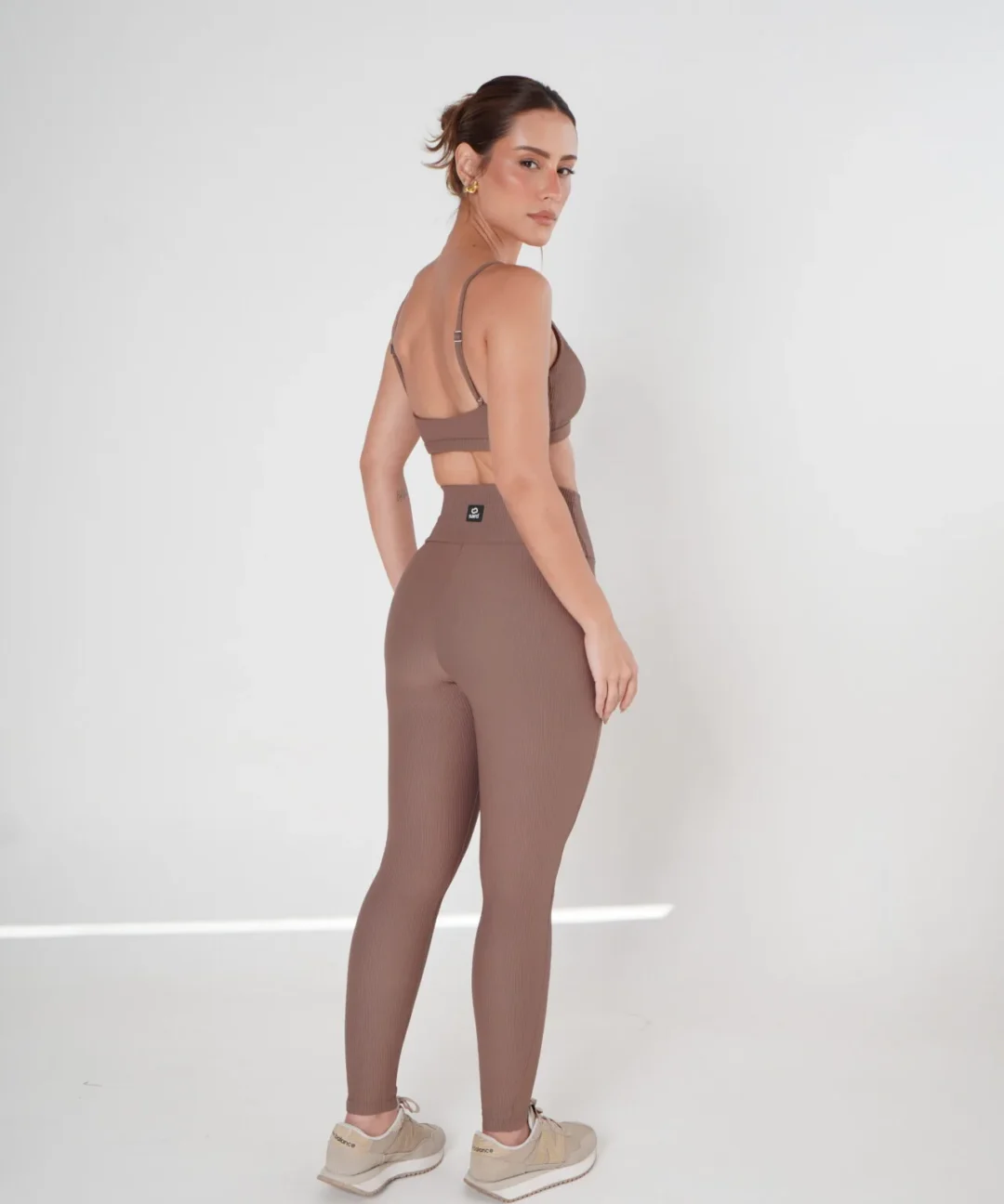 Alternative view de LEGGING CANELADA BALANCE CASTANHO