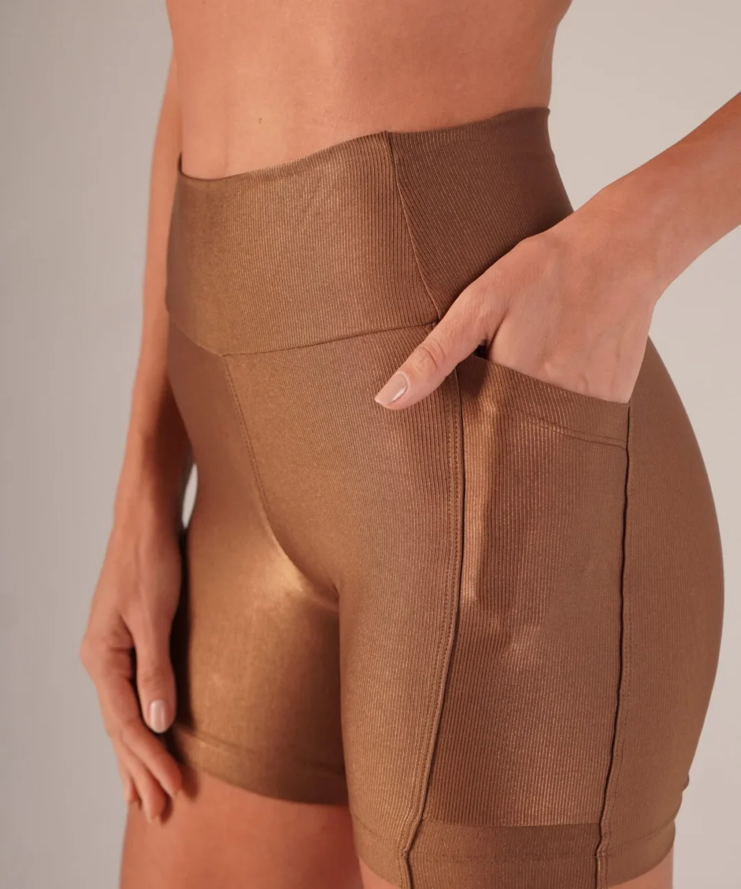 Alternative view de SHORT NATURALLY MASCAVO