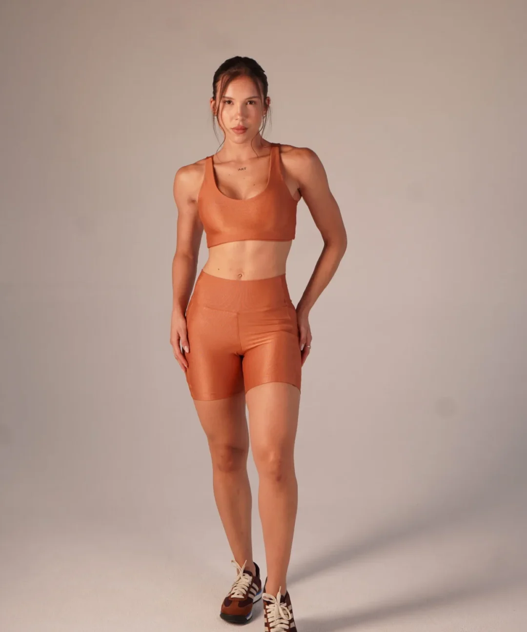 TOP SOFT CANELADO CONHAQUE