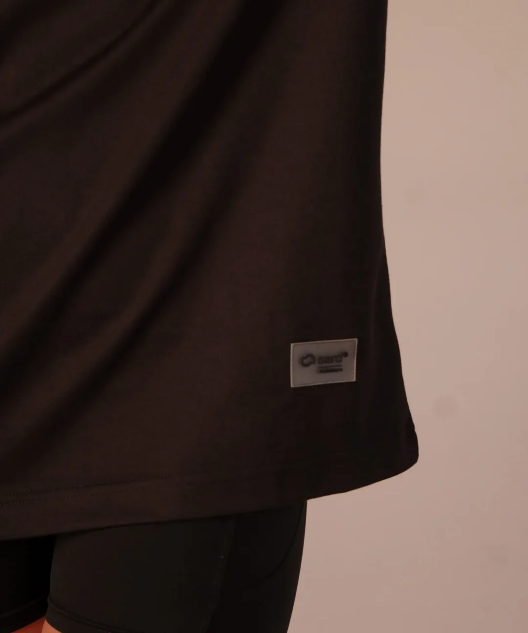 Alternative view de CAMISETA OVER BLACK