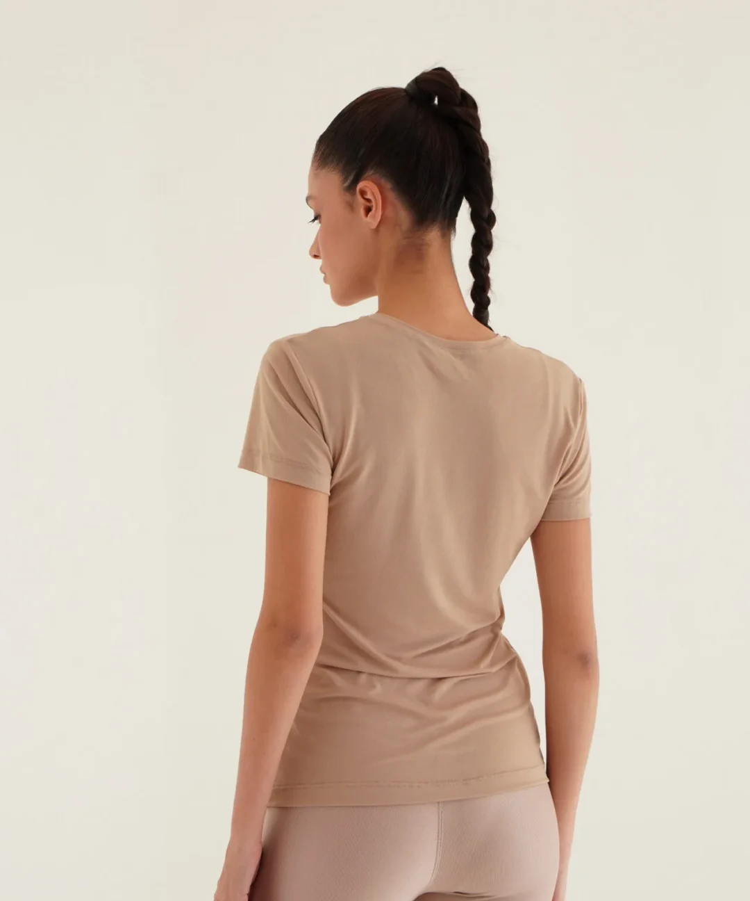 Alternative view de CAMISETA BASIC AVELÃ