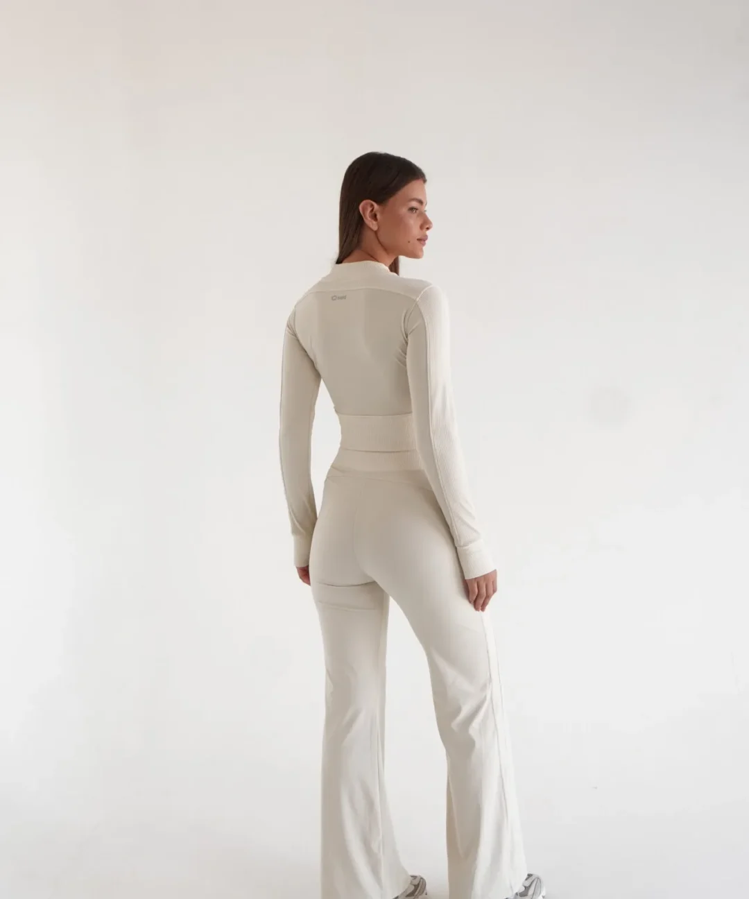 Alternative view de CONJUNTO HUG OFF WHITE