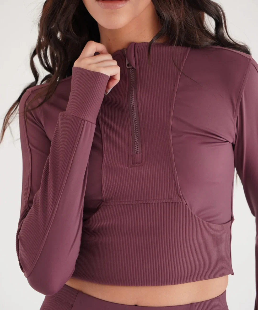 CROPPED HUG MANGA LONGA ÉBANO