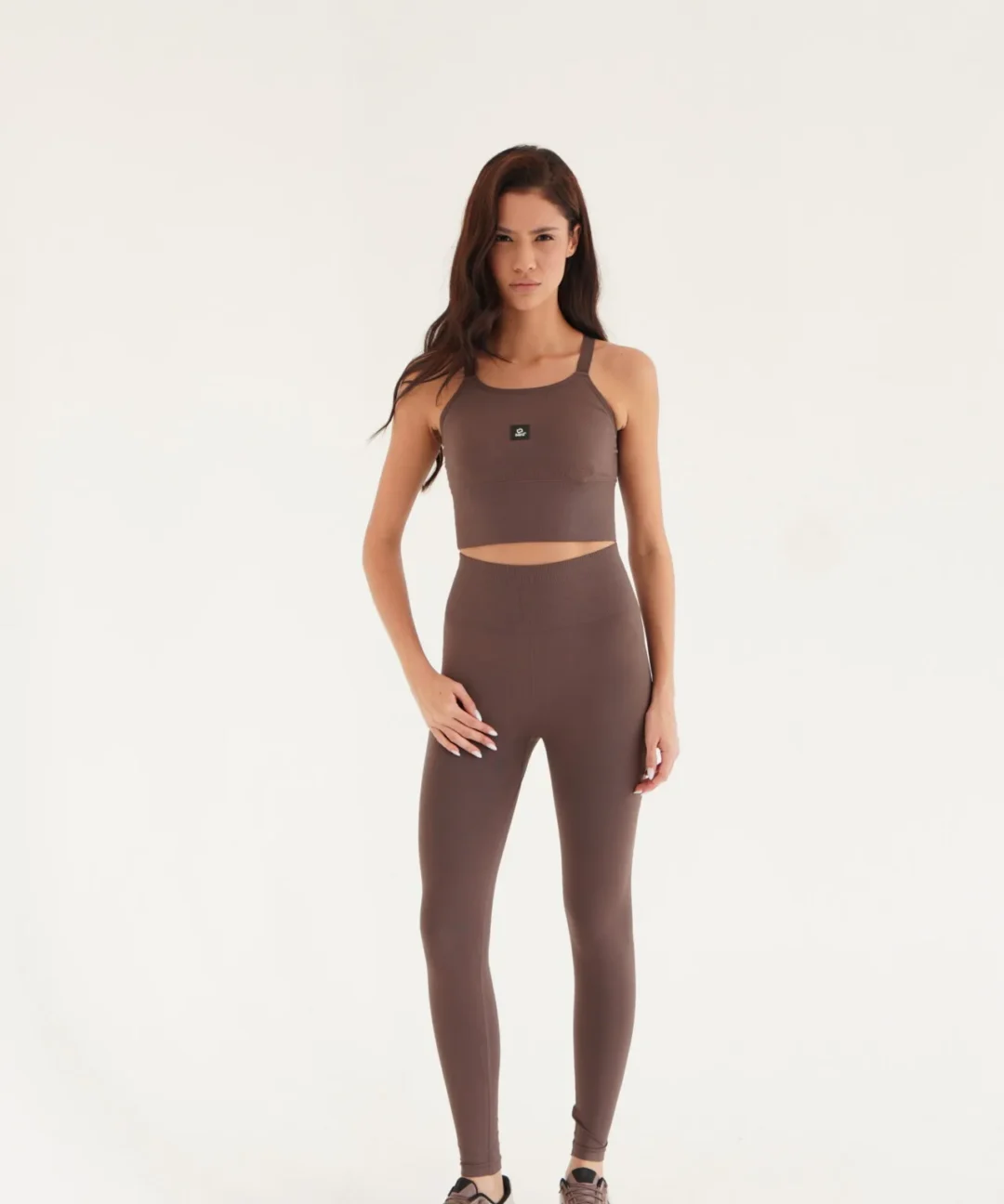 CONJUNTO CORE ÉBANO INTENSE SEAMLESS