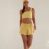 SHORT BEACH YELLOW LIGHT