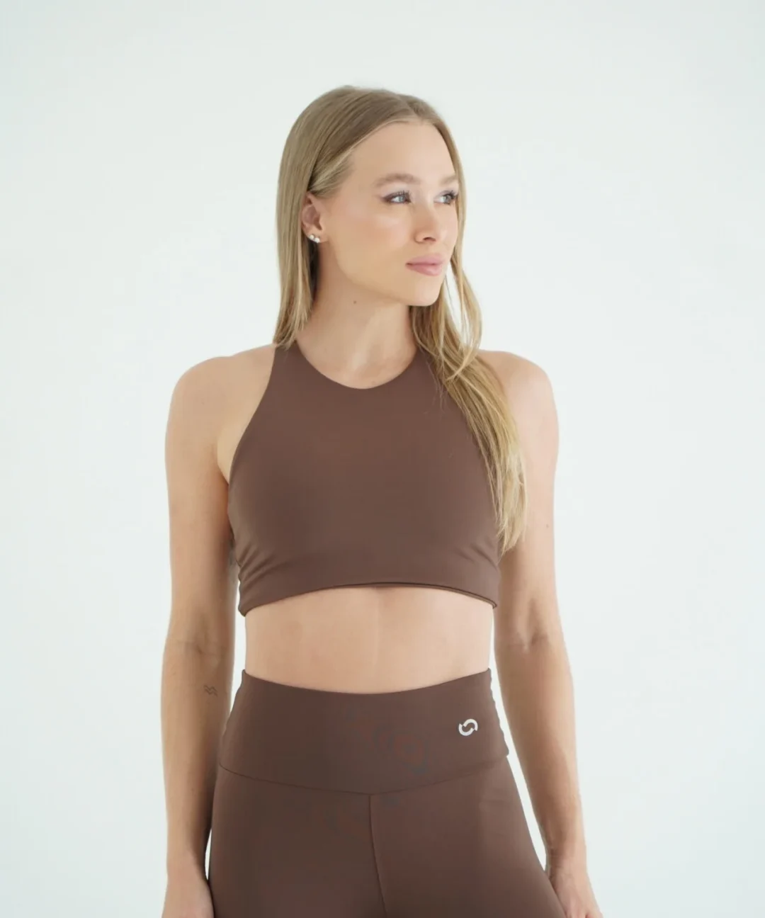 TOP ISA SARD BROWN